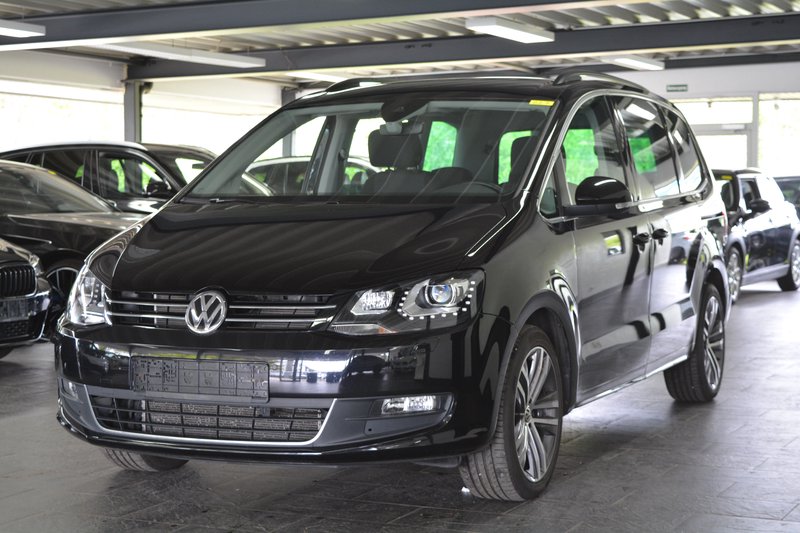 Volkswagen Sharan Comfortline AHK/KAMERA/STNDHZNG/18ZOLL