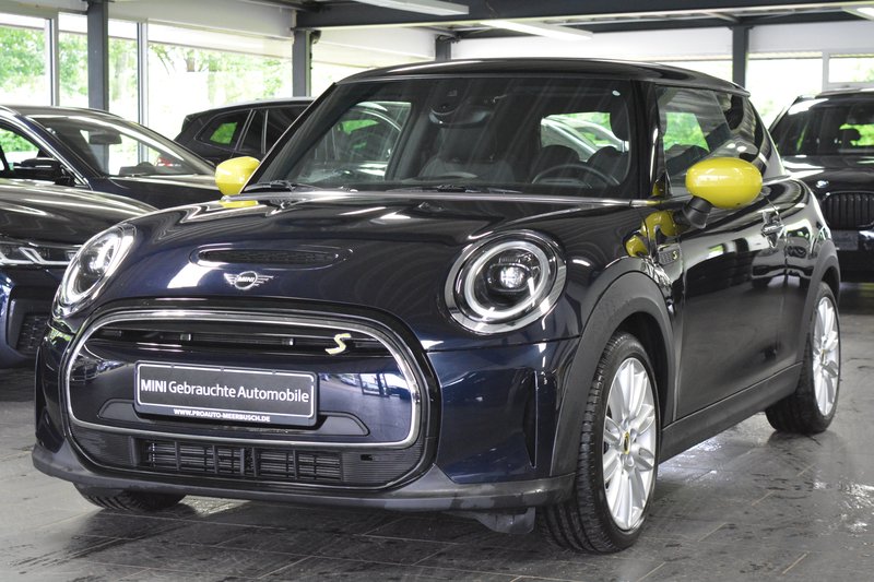 MINI COOPER SE NAVI/LEDER/PDC/SITZHEIZUNG/LED/DAB/17´´