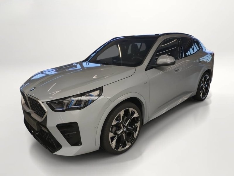 BMW X2 20d xDrive M Sport MASSAGE/AHK/PANO/HUD/360°