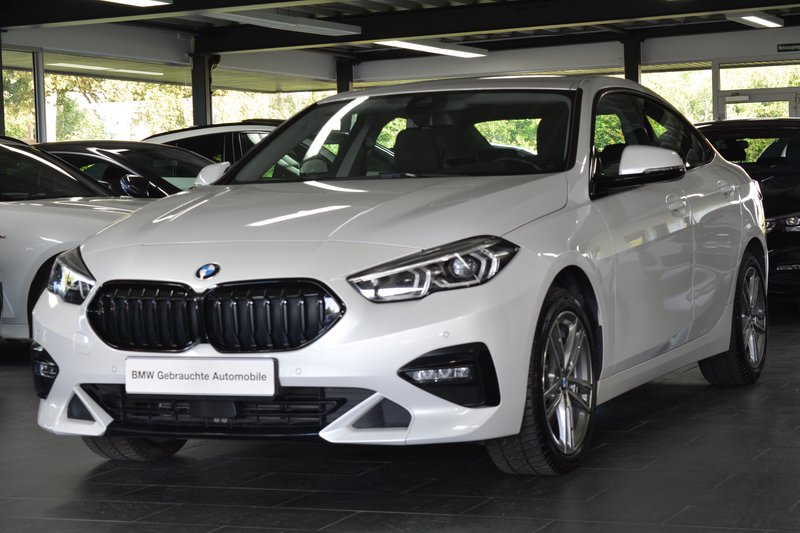 BMW 218i Gran Coupé Sport Line LED/HEAD-UP/APPLE CARPLAY/HIFI