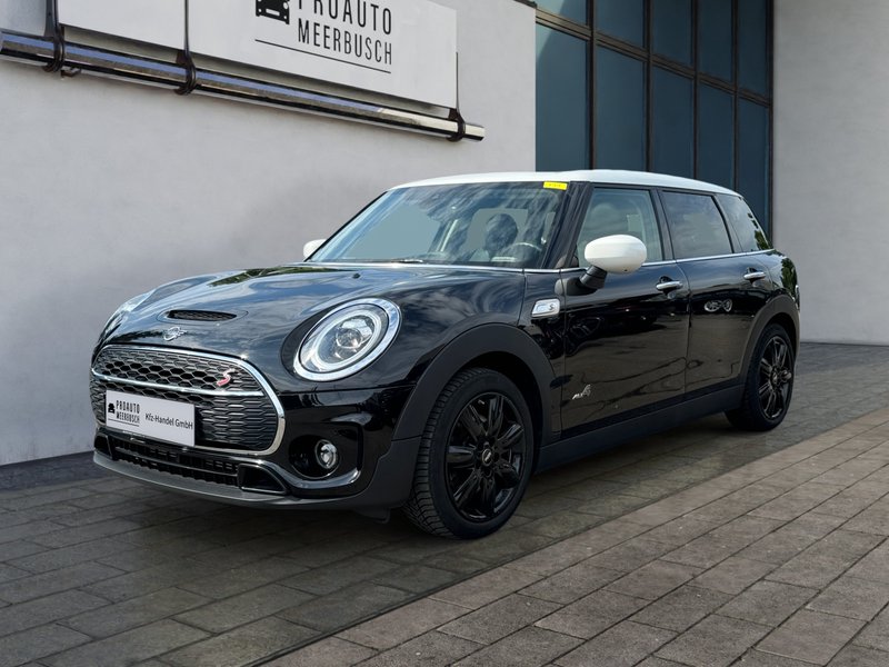 MINI Cooper S Clubmann ALL4 NAVI/KOMFRTZUG/PANO/APPLE