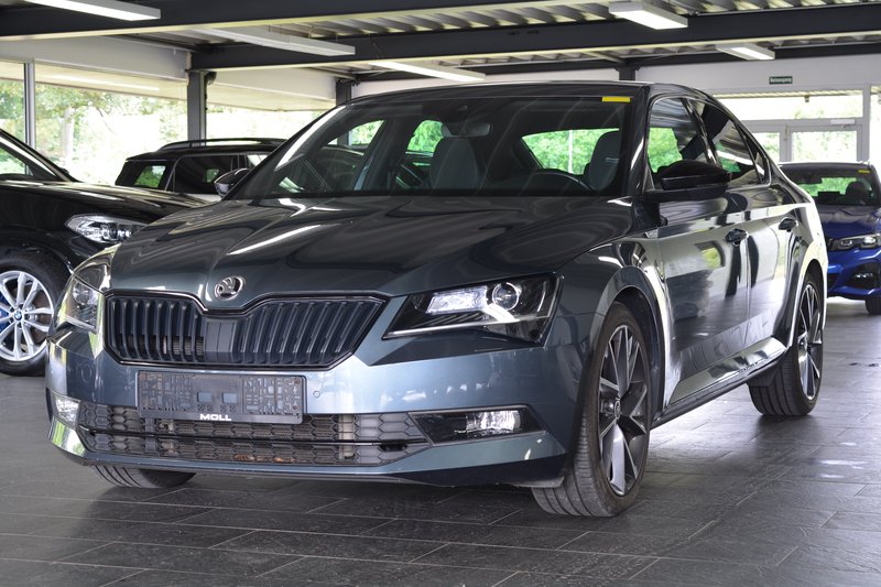Skoda Superb SportLine ACC/AHK/STANDHEIZUNG/KAMERA