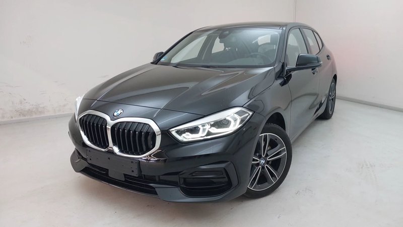 BMW 118i Sport Line KMFRTZGNG/ADAPTLED/CARPLAY/NAVI