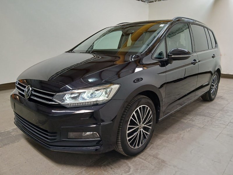 Volkswagen Touran Comfortline AHK/EASYOPEN/PANO/STNDHZNG/RFK