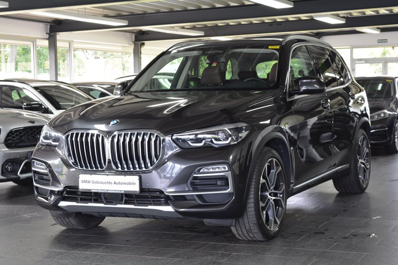 BMW X5 xDrive 30d SOFTCLOSE/KOMFORTSITZ/PANO/STANDHZG