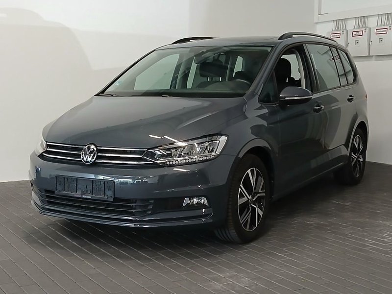 Volkswagen Touran Comfortline EASYOPEN/AHK/PANO/STNDHZNG/RFK