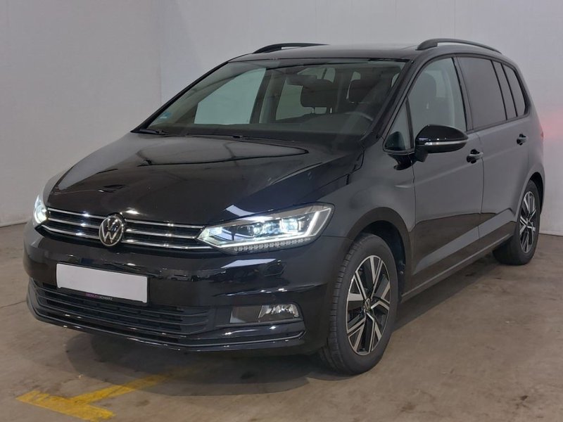 Volkswagen Touran Comfortline ADAPTLED/AHK/PANO/MASSAGE