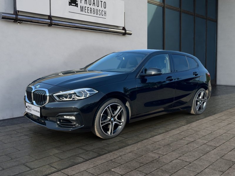 BMW 116i Sport Line DRIVINGASSIST/KAMERA/HIFI/18ZOLL