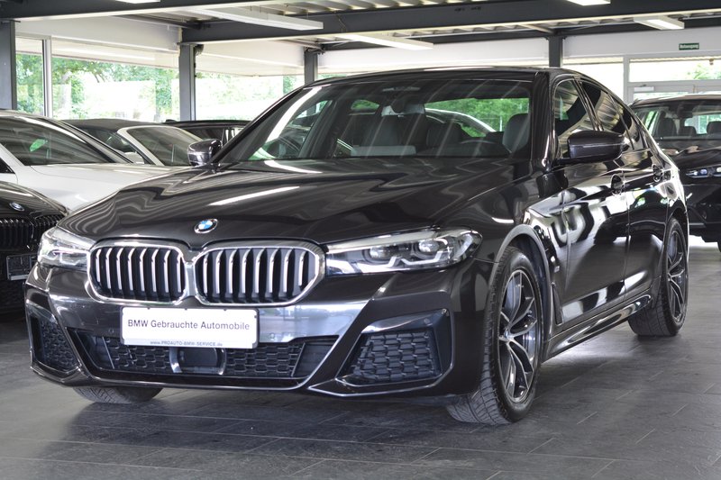 BMW 520d Lim. M Sport HEAD-UP/GLASDACH/LEDER/HIFI/ACC