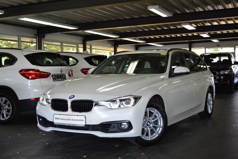 BMW 318i Touring Aut. AHK/LED/NAVI/GLASDACH