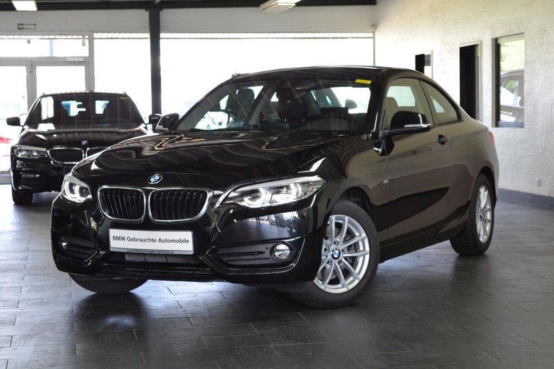 BMW 220i Coupé Aut. Sport Line LED/NAVI LEDER/HIFI