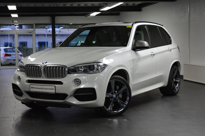 BMW X5 M50d 7-SITZER/AHK/NAVI PROF/GLASDACH/SURROUND-VIEW/