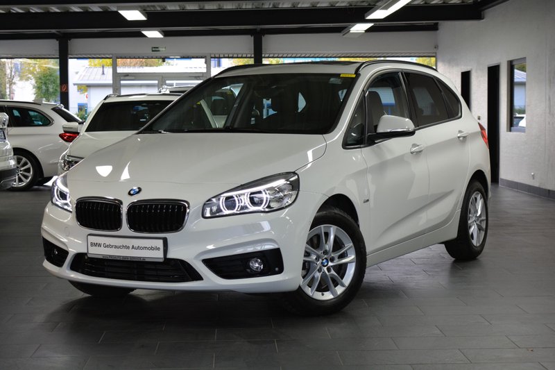 BMW 220d xDrive Aut. Active Tourer Sport Line LED/NAVI/GLASDACH