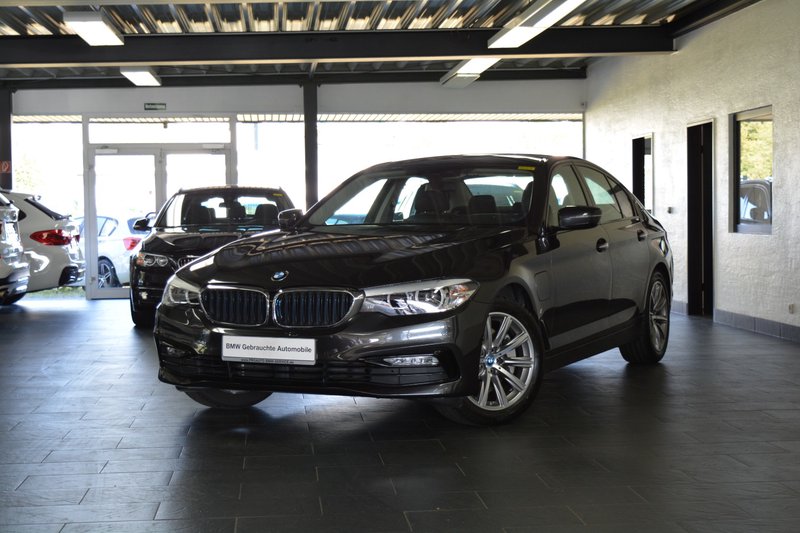 BMW 530e iPerformace Limousine Aut. Sport Line (G30) LED/HEAD-UP/TV/NAVI PROF