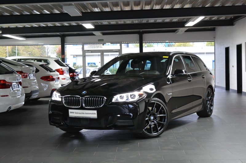 BMW 535d xDrive Touring Sport-Aut. M Sportpaket/LED/Panorama/Standzeizung