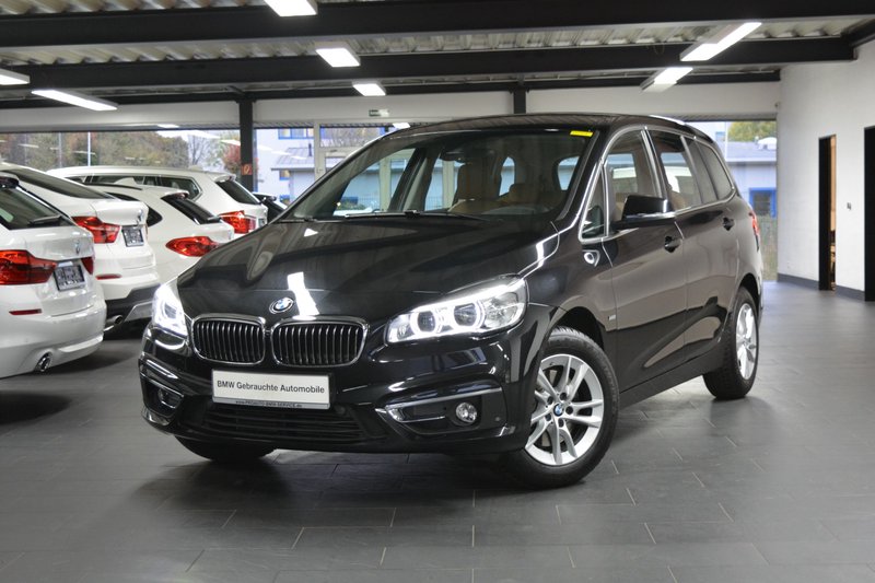 BMW 218i Luxury Line
