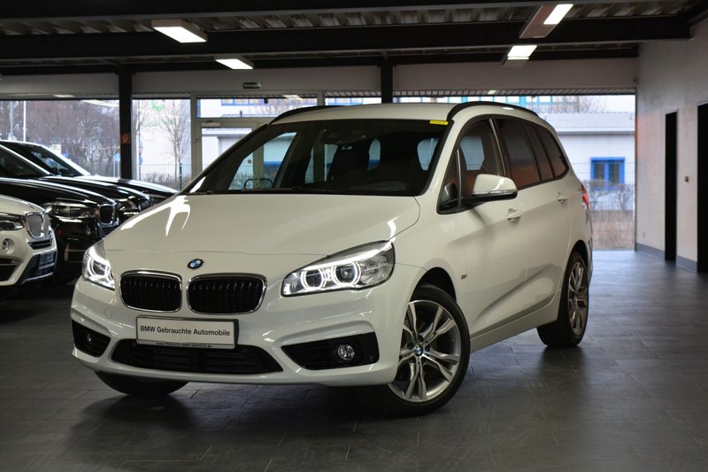 BMW 218i Gran Tourer Sport Line LED/WLAN/HUD/7SITZER