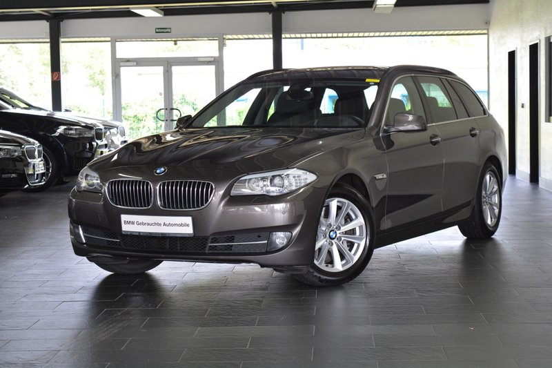 BMW 530d Touring Aut. HEAD-UP/NAVI PROF/GLASDACH/BI-XENON