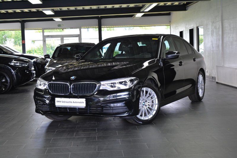 BMW 530i xDrive Sport Line 6d-T/HUD/LEDER/MEMORY