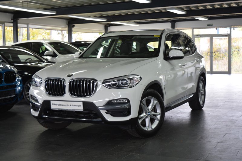 BMW X3 xDrive20d Aut. Luxury Line AHK/LED/HEAD-UP/NAVI PROF/PANORAMA