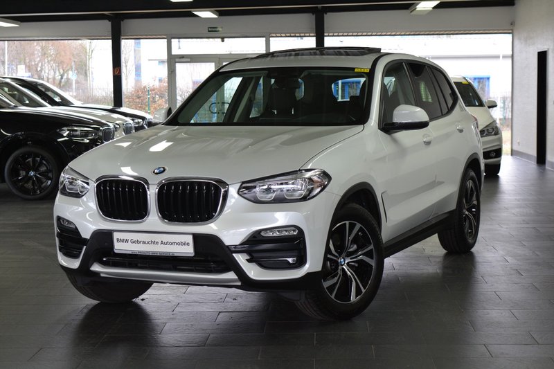 BMW X3 xDrive20d Advantage PANORAMA/HUD/NAVI PROF