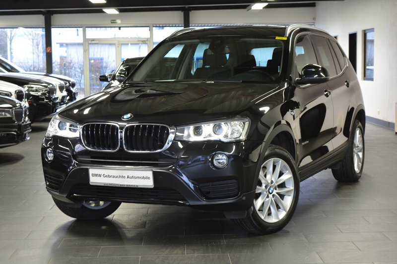BMW X3 xDrive20d Advantage AHK/HuD/Panorama/RFK/Komfortzug