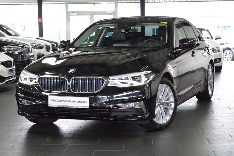 BMW 530e Luxury Line HUD/SOFTCLOSE/RFK/KOMFORTSITZE