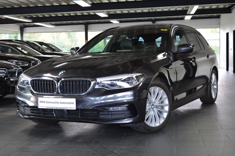 BMW 530i xDrive Sport Line Touring HEAD-UP/PANORAMA/DAB/KAMERA