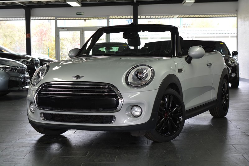 MINI Cooper Cabrio Aut. LED/CHILIPAKET/SPORTSITZE/NAVI