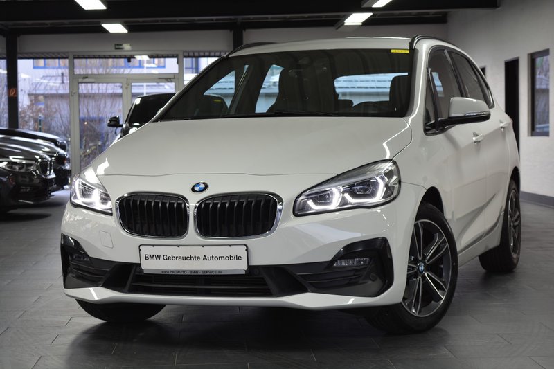 BMW 220i Active Tourer Aut. LED/NAVI/LEDER/HIFI/SITZHEIZUNG