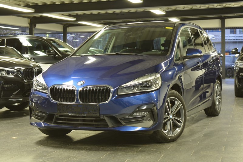 BMW 220d xDrive Gran Tourer Sport Line RFK/AHK/LED