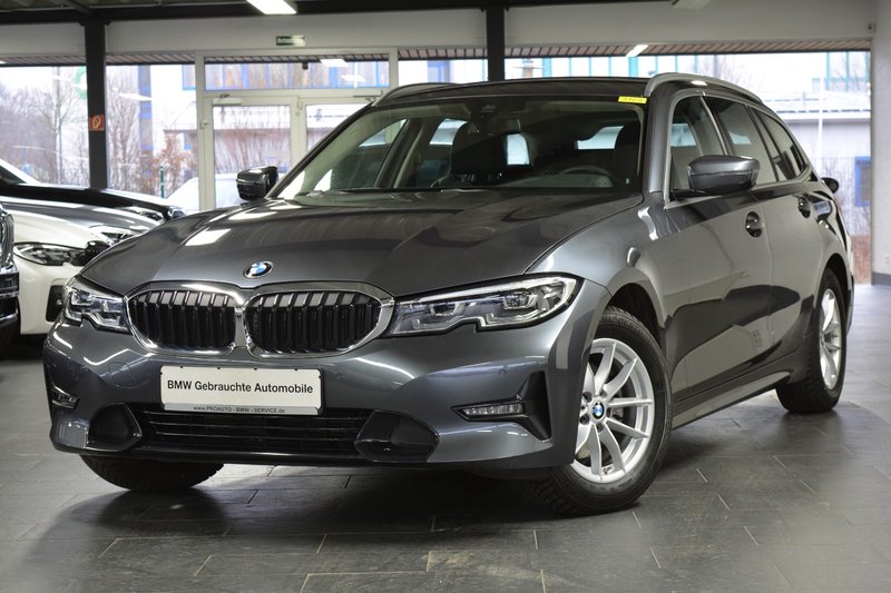 BMW 320 i Sport Line Touring RFK/NAVI