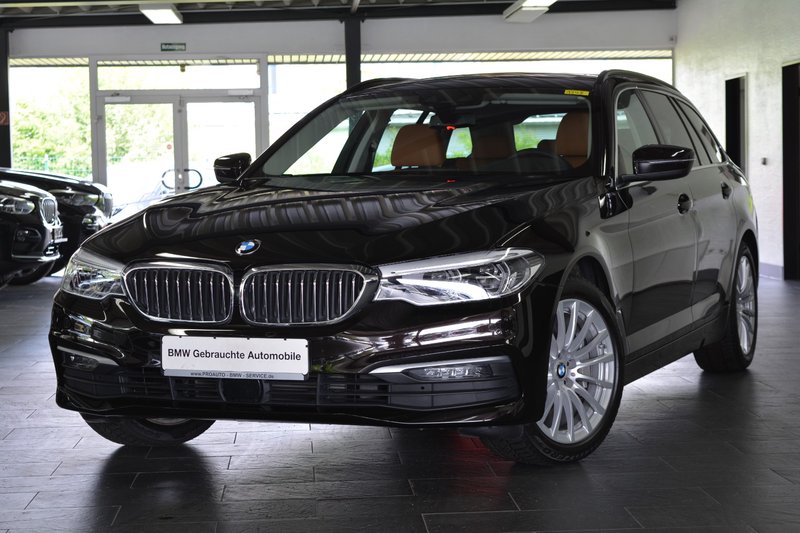 BMW 530 d xDrive AHK/PANORAMA/KOMFORTSITZE/ACC