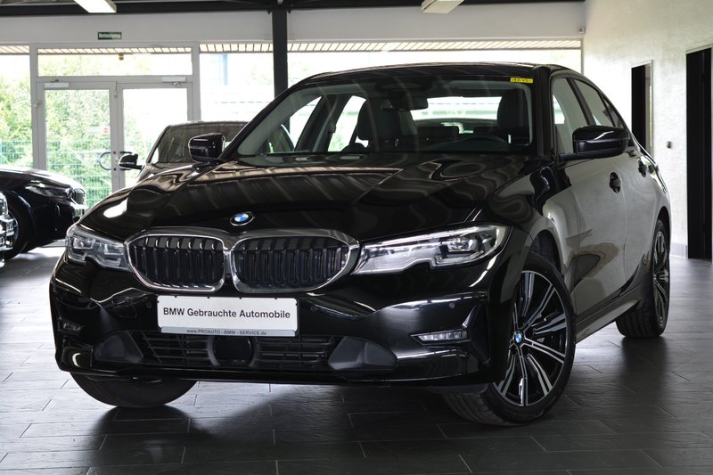 BMW 330 d xDrive Advantage LED/LIVE COCKPIT/GLASDACH