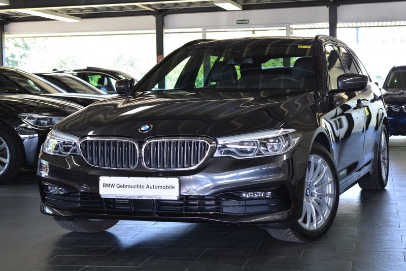 BMW 530 d Sport Line Touring AHK/HEAD-UP/LIVE COCKPIT PLUS/PANORAMA