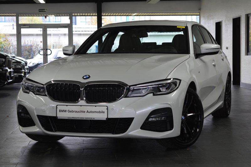 BMW 320 i xDrive M Sport ACC/LASER/HEAD-UP/LIVE COCKPIT
