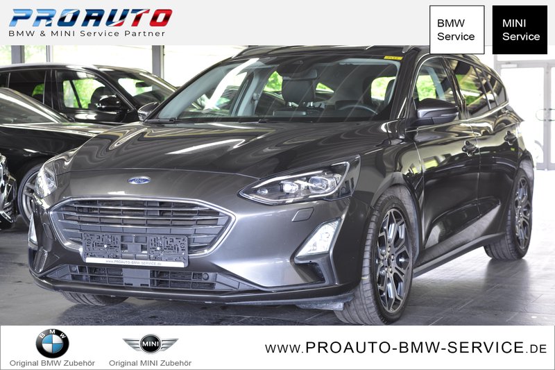 Ford Focus Turnier Titanium AHK/LED/NAVI/RFK