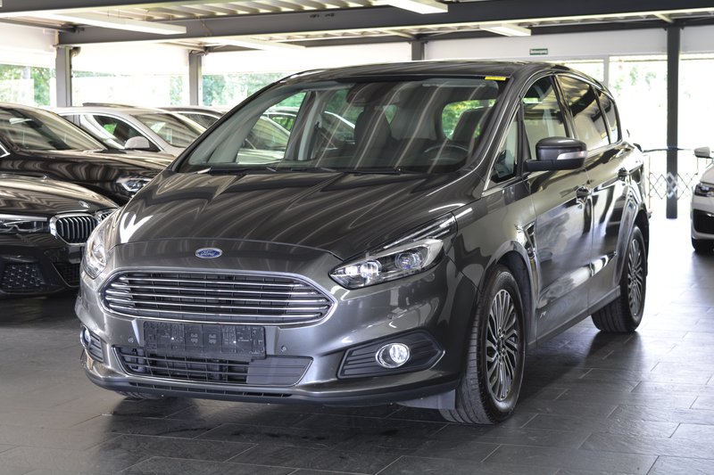 Ford S-Max Titanium AWD AHK/NAVI/KAMERA/LED