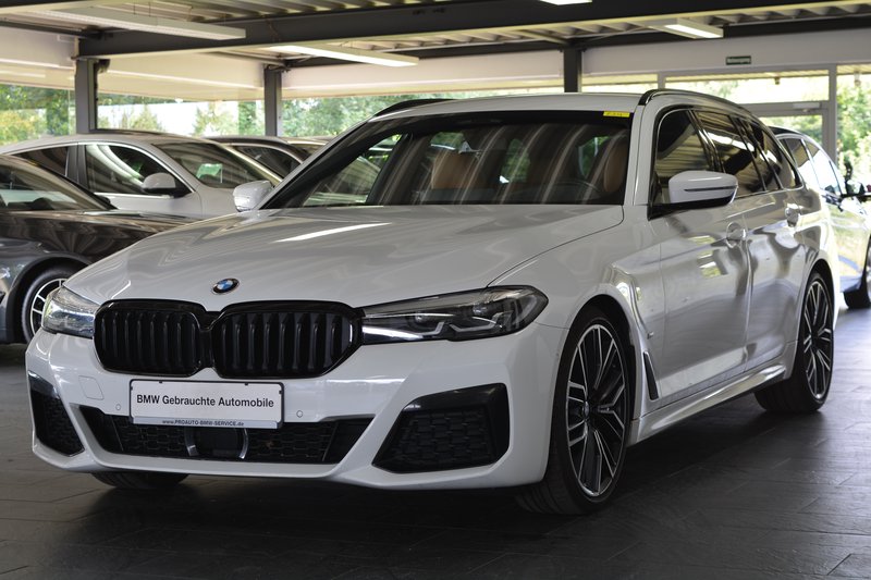BMW 530d xDrive Tour. M Sport 20ZOLL/HEAD-UP/ACC/LEDER