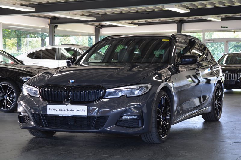 BMW 330 d xDrive Tour. M Sport AHK/LASER/HEAD-UP/STANDHEIZUNG