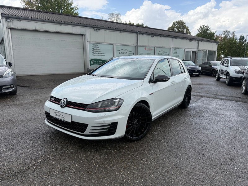 Volkswagen Golf 2.0 TSI GTI*DSG*SHZ*NAVI*KAMERA*TÜV NEU*