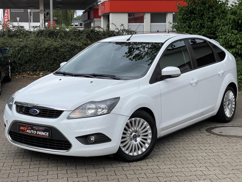 Ford Focus Titanium 1.8 NAVI* Bluetooth* KLIMAAUTO* PDC* TÜV NEU* E-FENSTER* TEMPO