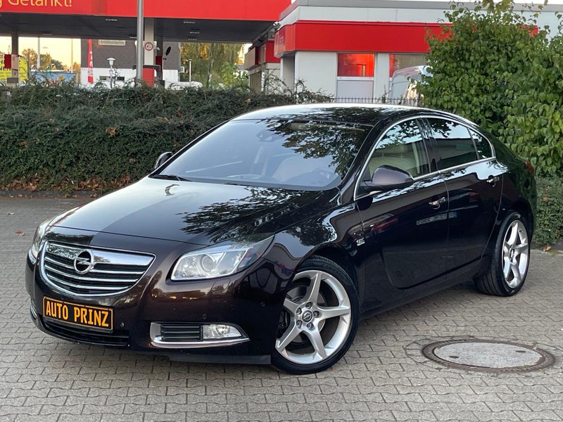 Opel Insignia 2.0 CDTI 4x4 Innovation OPC-LINE| KLIMA| TÜV NEU| PDC| AUTOMATIK| NAVI|