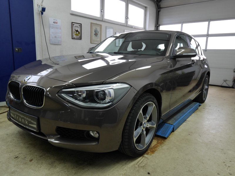 BMW 118i 170PS, NAVI,XENON,incl.1J.GARANTIE