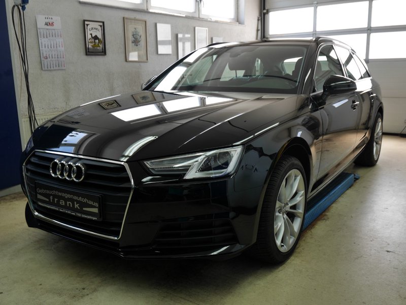 Audi A4 Avant Sportsitze,18ZOLL,NAVI,XENON,1J.GARANTIE