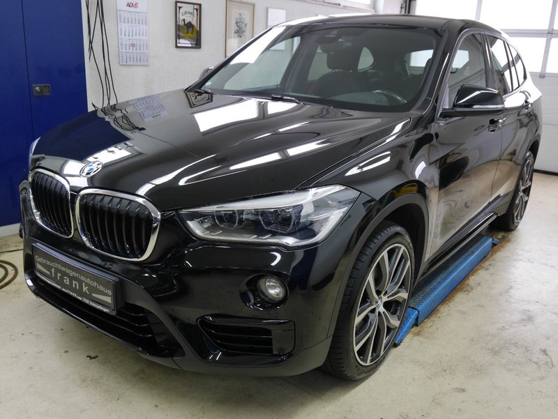 BMW X1 xDrive18d Sport Line sehr gepflegt, incl. 1 J. GARANTIE