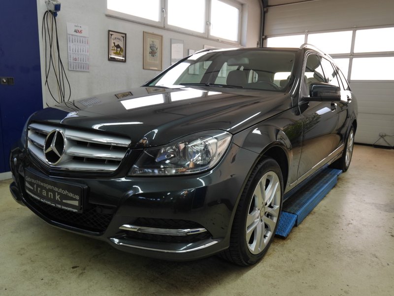 Mercedes-Benz C 200 (BlueEFFICIENCY) Avantgarde 2 HAND,incl.1J.GARANTIE