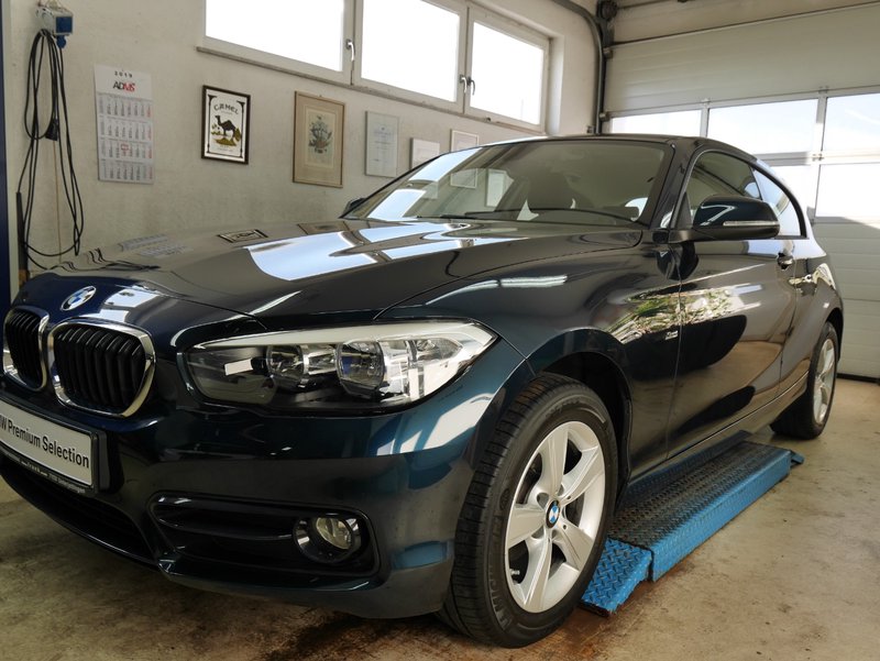 BMW 116i Sport Line SHZ,PDZ,AHK,incl.1J.GARANTIE