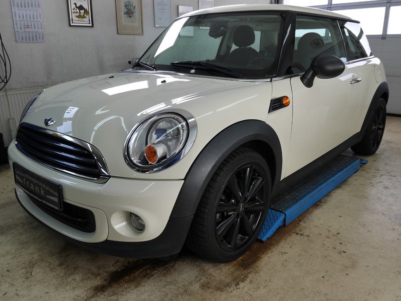 MINI Mini One 17ZOLL, Panorama,incl. 1 J. GARANTIE