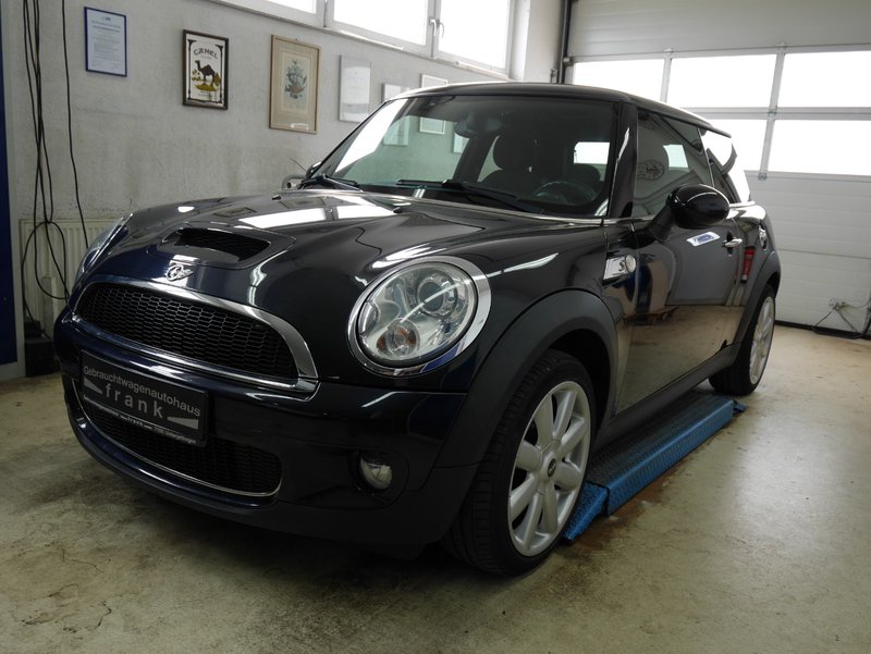 MINI Mini Cooper S sehr gepflegt,PANORAMA-XENON-SOUNDSYSTEM-